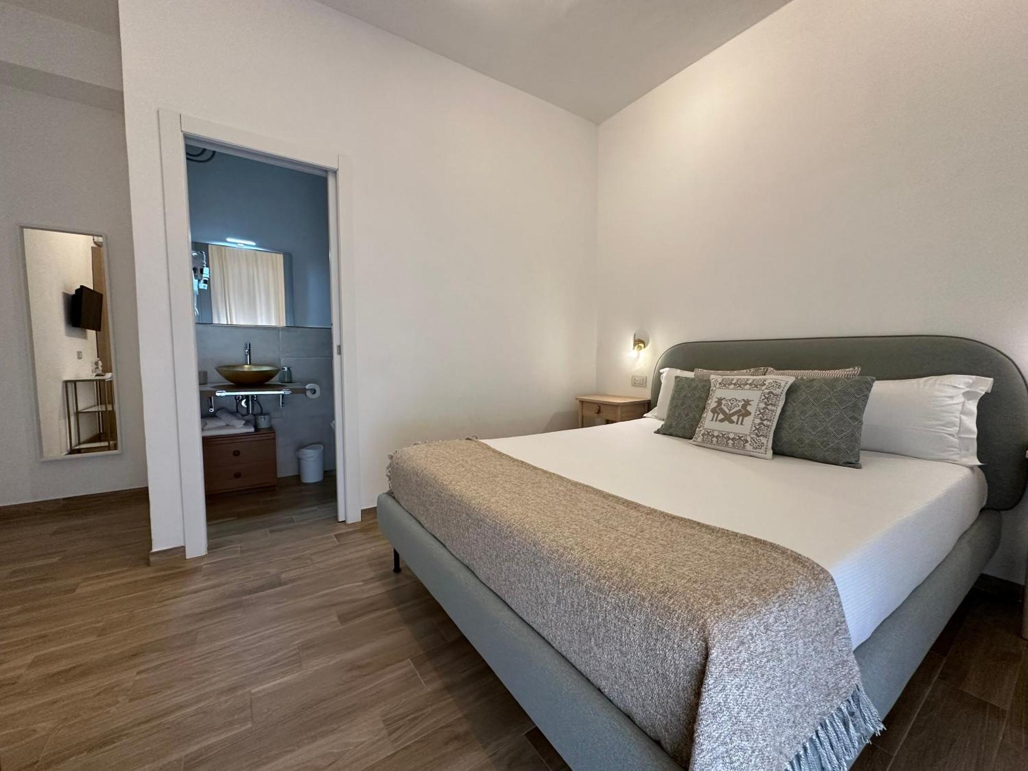 Ng Guest House L'Acquedotto Ольбія Екстер'єр фото