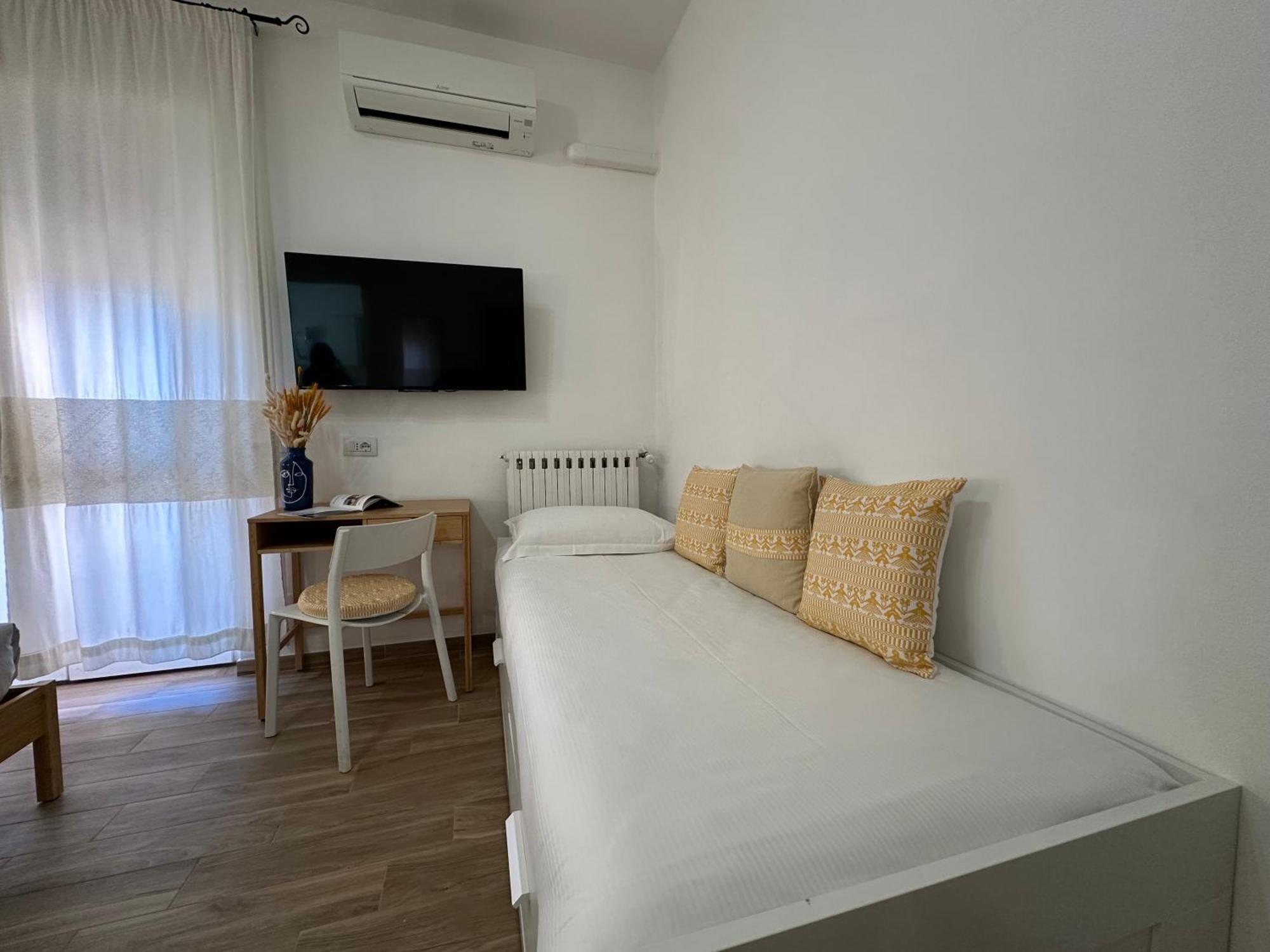 Ng Guest House L'Acquedotto Ольбія Екстер'єр фото